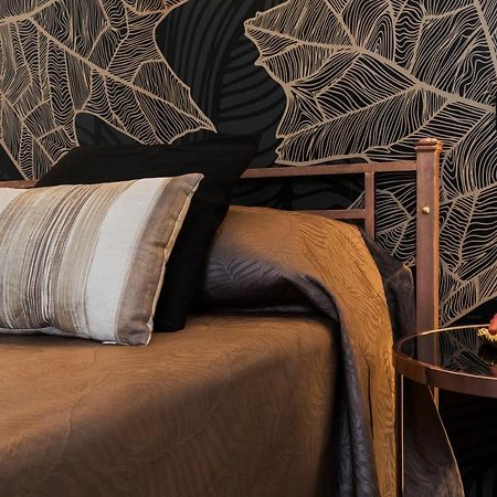 Cavour Suites Guest House ローマ エクステリア 写真