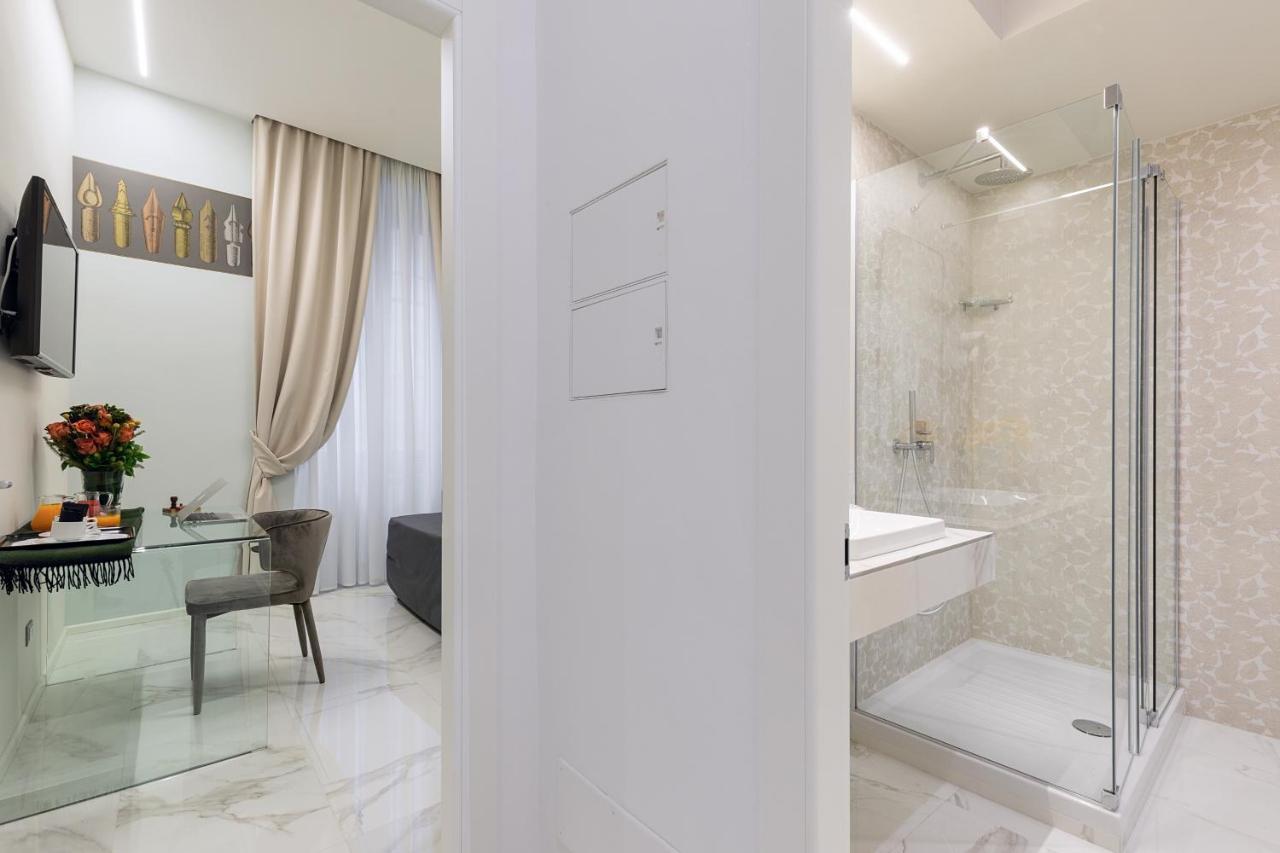 Cavour Suites Guest House ローマ エクステリア 写真