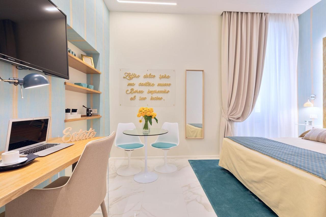 Cavour Suites Guest House ローマ エクステリア 写真