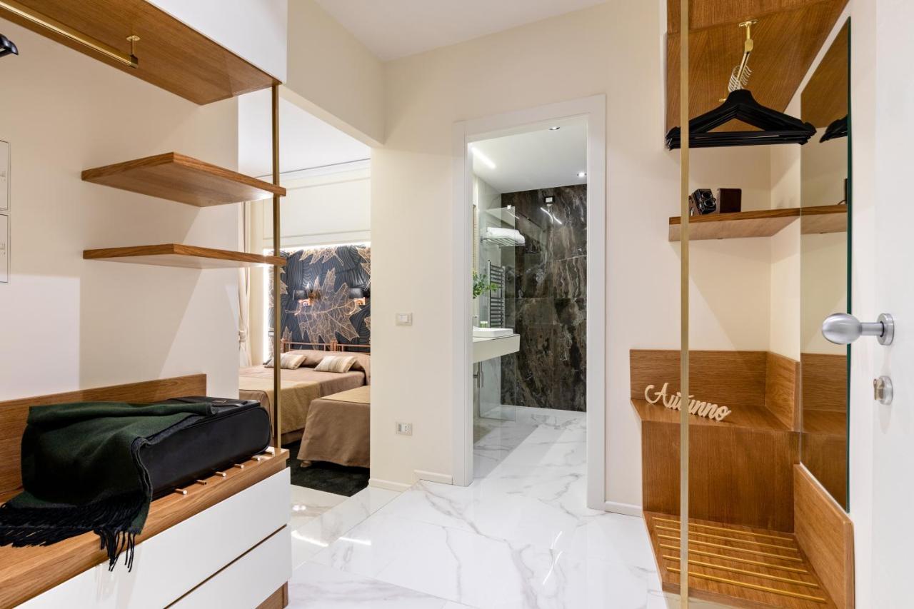 Cavour Suites Guest House ローマ エクステリア 写真