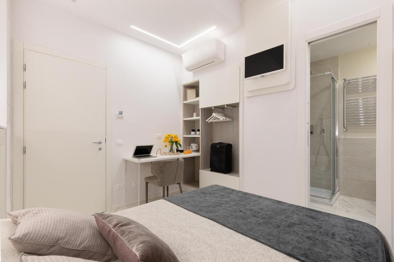 Cavour Suites Guest House ローマ エクステリア 写真