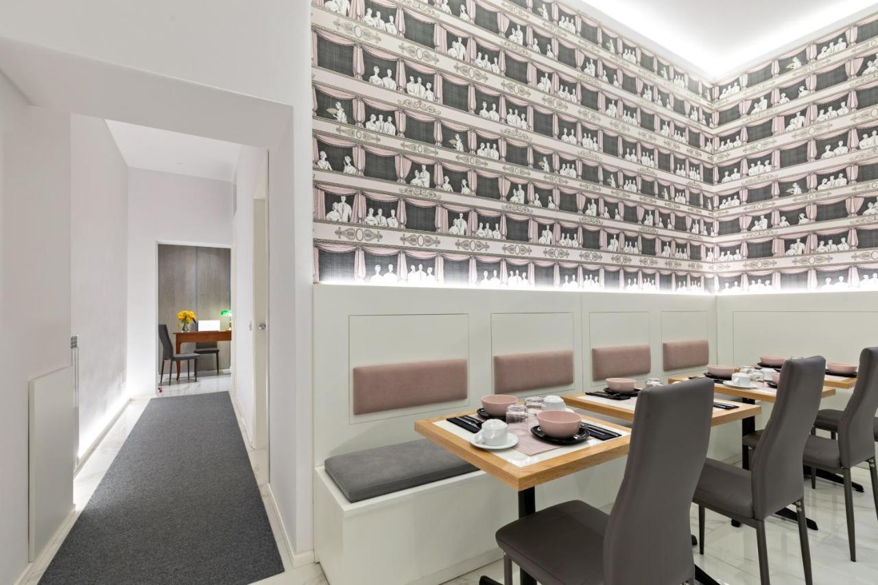 Cavour Suites Guest House ローマ エクステリア 写真