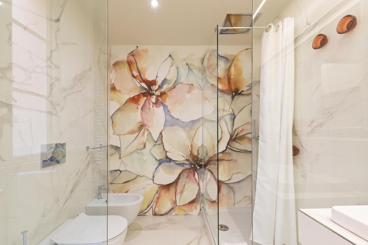 Cavour Suites Guest House ローマ エクステリア 写真