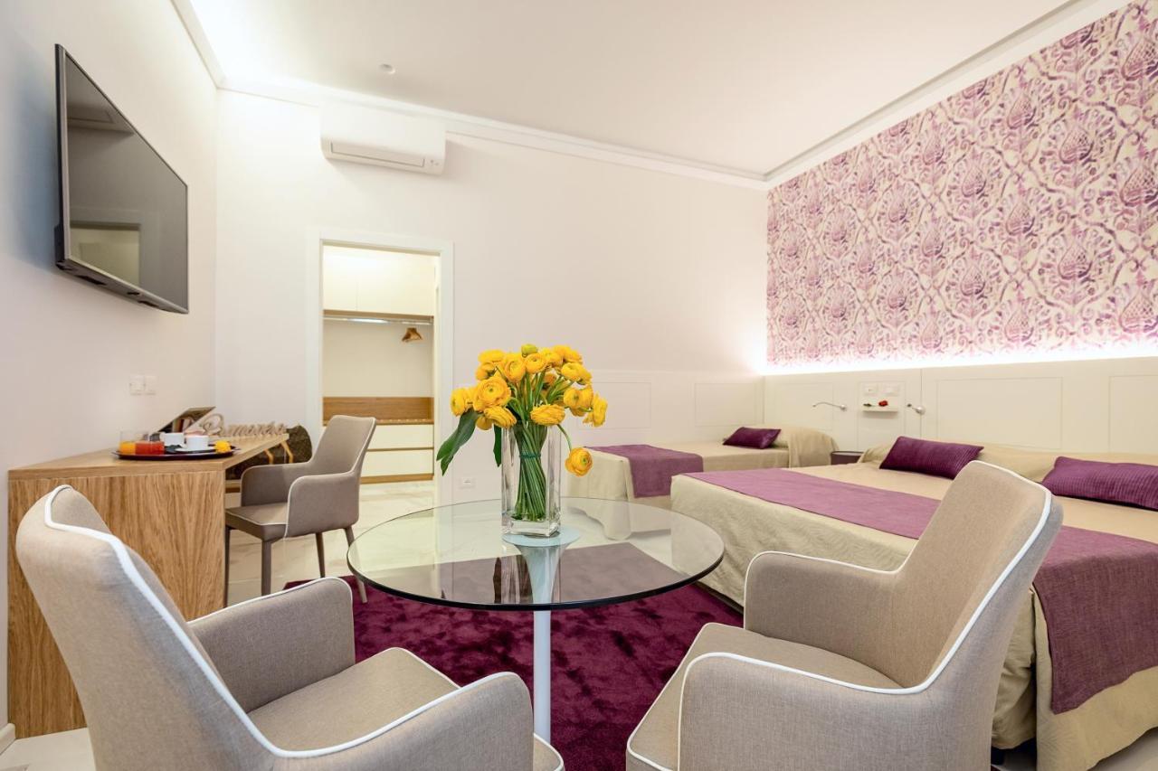 Cavour Suites Guest House ローマ エクステリア 写真